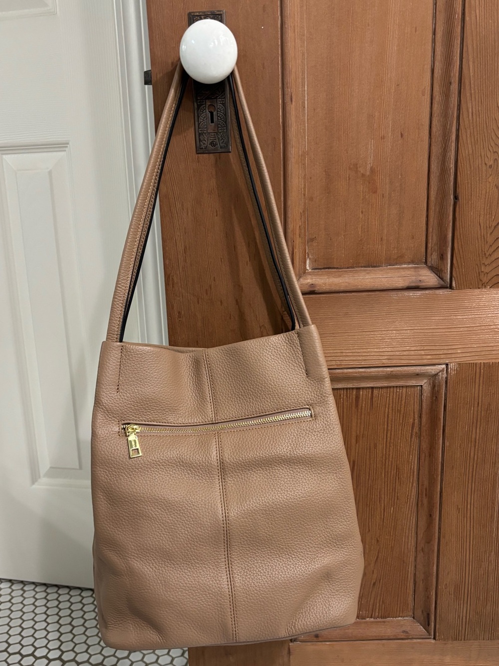Kattee Tan Leather Shoulder Bag